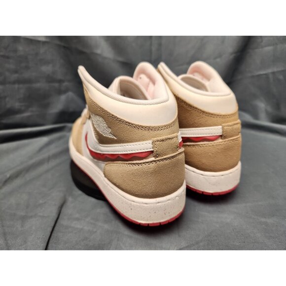 Nike Air Jordan 1 Mid SE (GS) Peanut Butter and Jelly Girls Size 5 NEW NO BOX - Picture 6 of 11